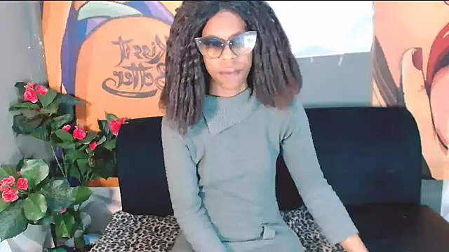 Snapshot of Ebonystormxxx chatting on 11.14.25 Ebonystormxxx online show from 11.14.25