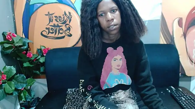 Snapshot of Ebonystormxxx chatting on 11.18.25 Ebonystormxxx online show from 11.18.25