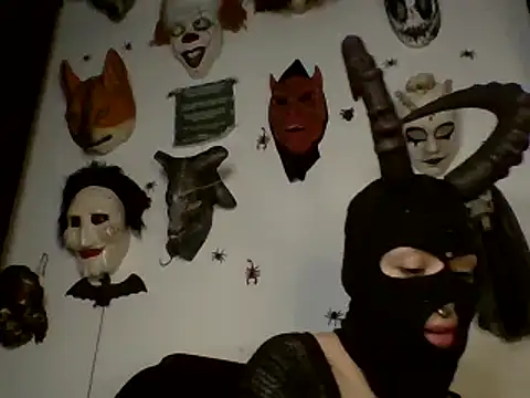 FeticheMacabre online show from 12.04.24