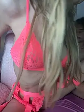 Snapshot of MessyNastyQueen chatting on 02.05.25 MessyNastyQueen online show from 02.05.25