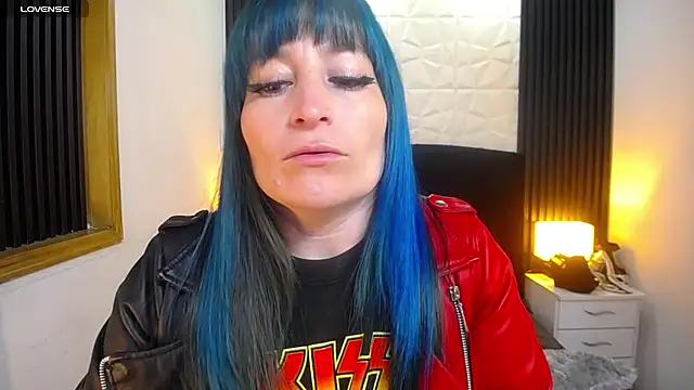 alicia moom online show from 12.19.24
