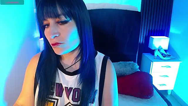 alicia moom online show from 11.28.25