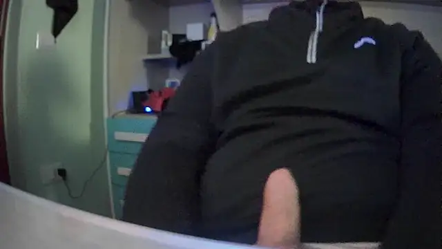 michele1500 online show from 12.04.25