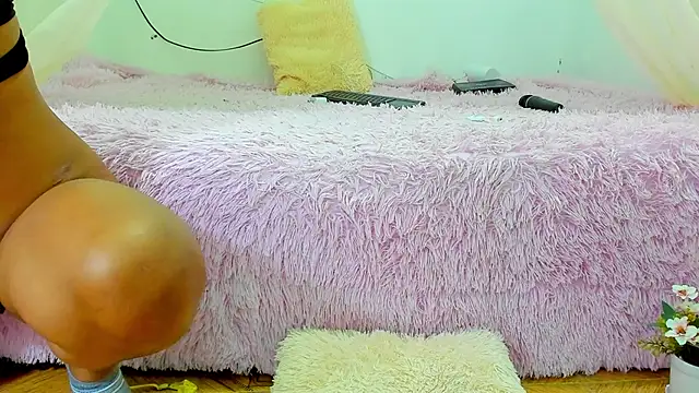 iisabella gonzalez online show from 01.06.25