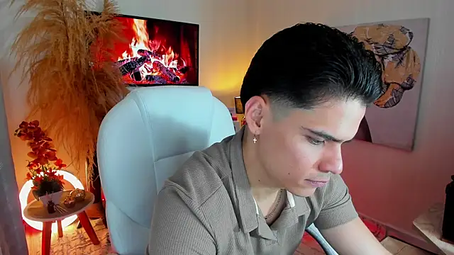 Snapshot of Matias_Murrier chatting on 09.25.25 Matias Murrier online show from 09.25.25