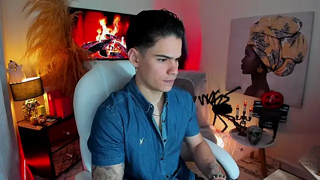 Snapshot of Matias_Murrier chatting on 10.29.25 Matias Murrier online show from 10.29.25