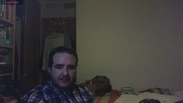 curiosillo83 online show from 02.04.25