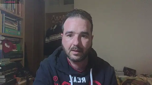 curiosillo83 online show from 02.15.25