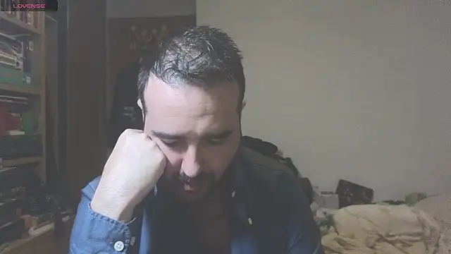 curiosillo83 online show from 02.17.25