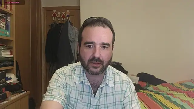 curiosillo83 online show from 09.22.25