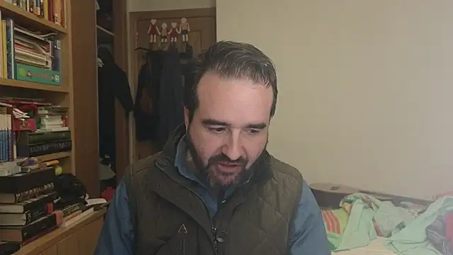 curiosillo83 online show from 12.18.25