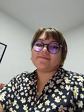 Sakura 0505 online show from 10.02.25