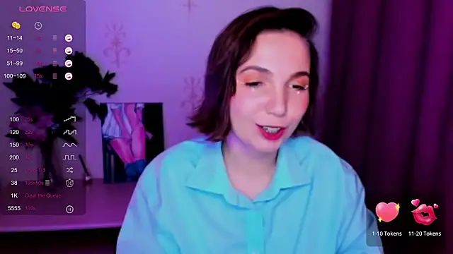 KindHazelHere  online show from 10.16.25