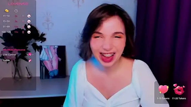 KindHazelHere  online show from 10.21.25