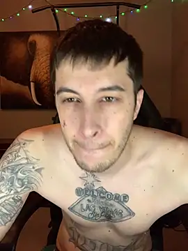 Snapshot of Bwcjoshbanks chatting on 05.28.26 Bwcjoshbanks online show from 05.28.26