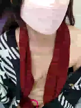 Snapshot of Lu_Nana chatting on 12.25.24 Lu Nana online show from 12.25.24