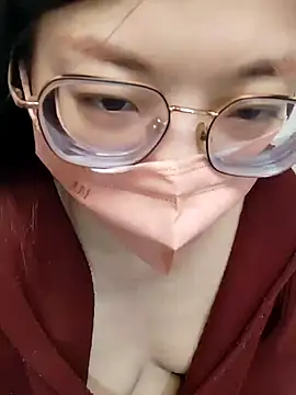 Snapshot of Lu_Nana chatting on 02.21.25 Lu Nana online show from 02.21.25