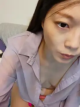 Snapshot of Lu_Nana chatting on 03.10.25 Lu Nana online show from 03.10.25