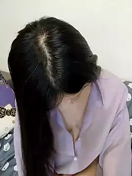 Snapshot of Lu_Nana chatting on 03.22.25 Lu Nana online show from 03.22.25