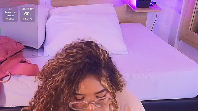  nickypurple  online show from 11.17.25