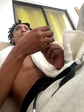 Snapshot of matatanlove chatting on 10.18.25 matatanlove online show from 10.18.25