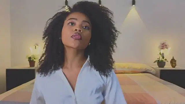 ShadayCarmell online show from 09.26.25