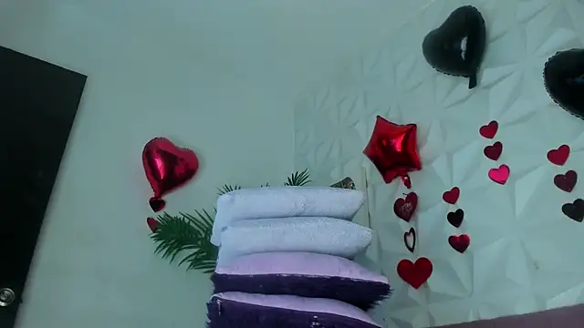 Hellen Sky online show from 04.14.26