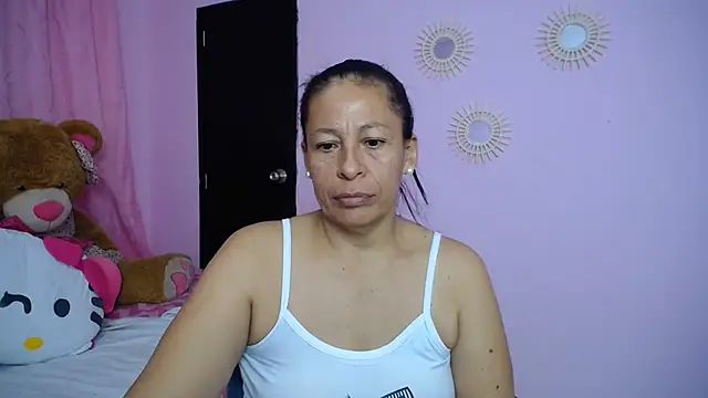 mature martina online show from 01.10.25