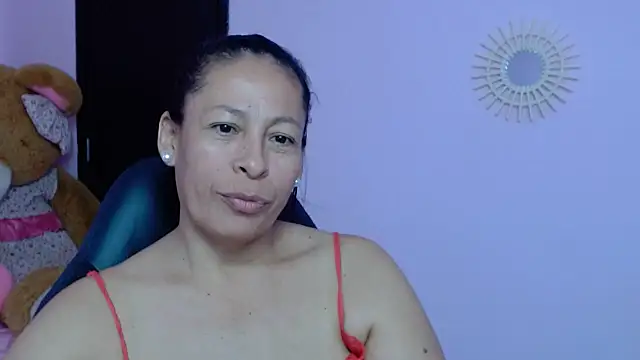 mature martina online show from 01.12.25