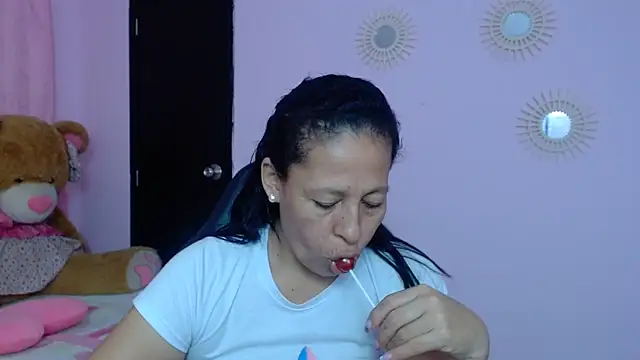 mature martina online show from 02.01.25