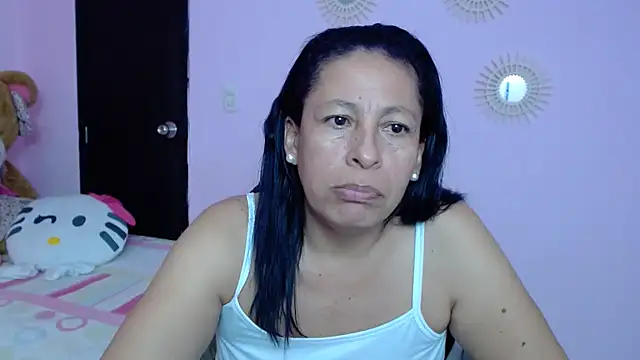 mature martina online show from 02.04.25