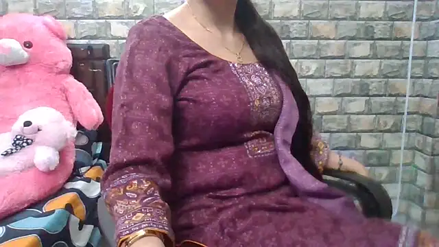 Sexy iknoor online show from 11.25.25