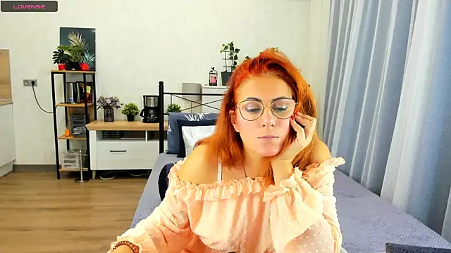 Anna127Moon online show from 10.15.25