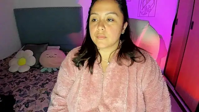 bigbooty-30 online show from 11.25.25