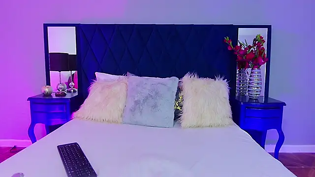 Margaret Saunders online show from 01.10.25