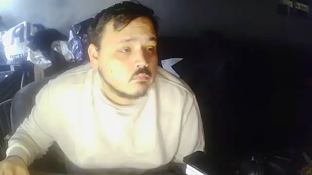 Bebemickey75 online show from 10.18.25