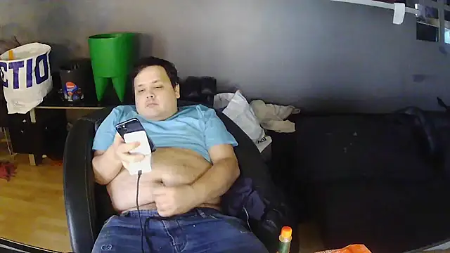 Bebemickey75 online show from 11.10.25