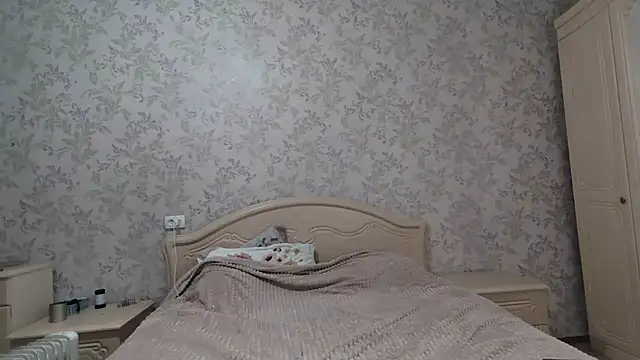 Alexandra Meow online show from 02.22.25