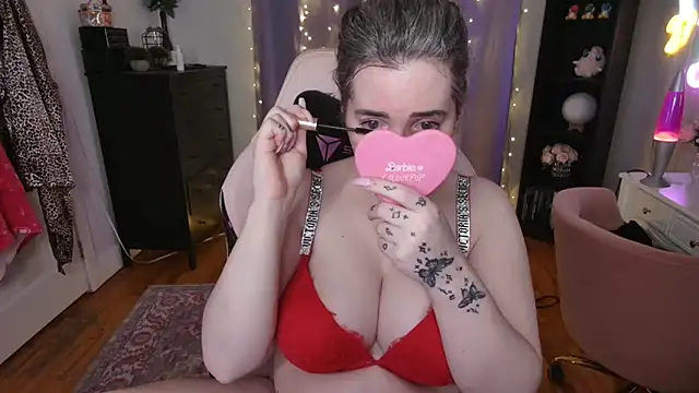 Snapshot of rachelbrooksxx chatting on 12.28.24 rachelbrooksxx online show from 12.28.24