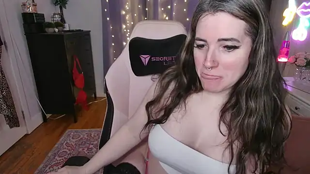 Snapshot of rachelbrooksxx chatting on 02.25.25 rachelbrooksxx online show from 02.25.25
