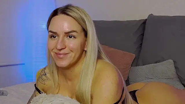 SofiJames online show from 12.03.24