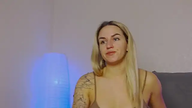 SofiJames online show from 12.06.24