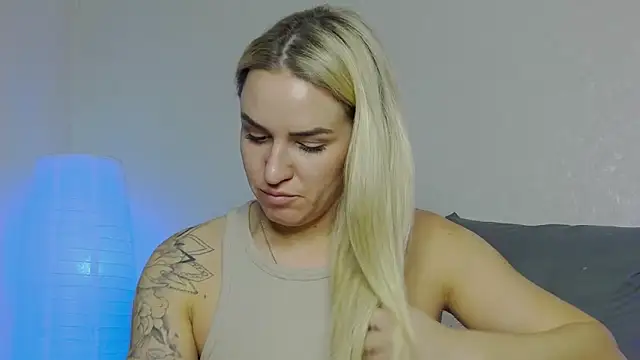 SofiJames online show from 01.07.25
