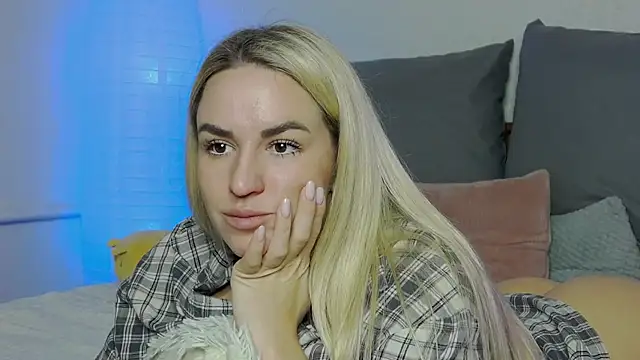 SofiJames online show from 01.12.25