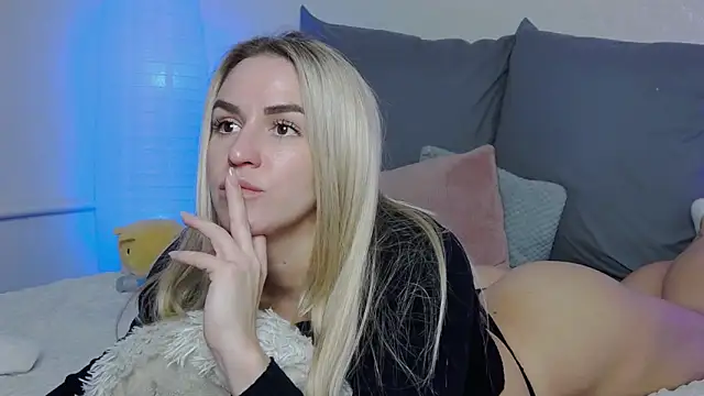SofiJames online show from 01.28.25