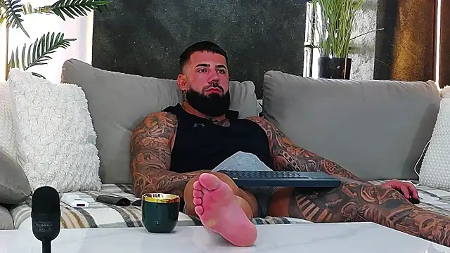 masterkingofmusclee online show from 09.22.25