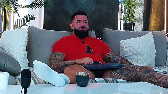 masterkingofmusclee online show from 09.25.25