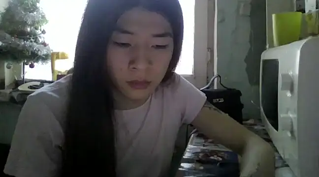 CarlyJoy online show from 01.06.25
