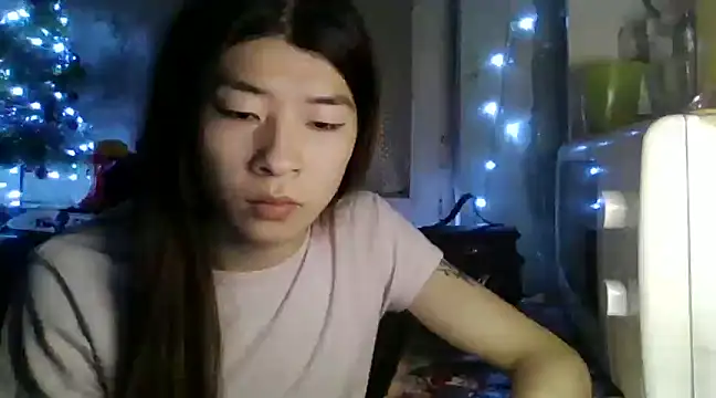 CarlyJoy online show from 01.07.25