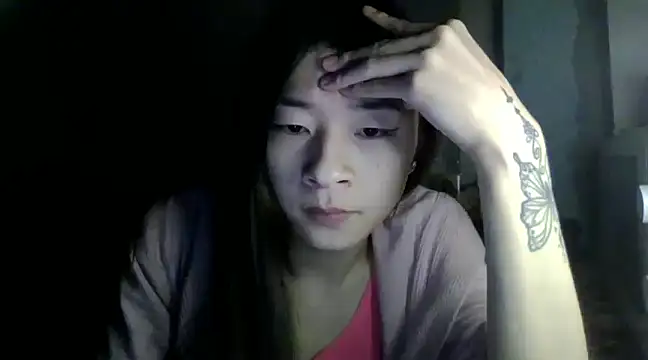 CarlyJoy online show from 02.02.25